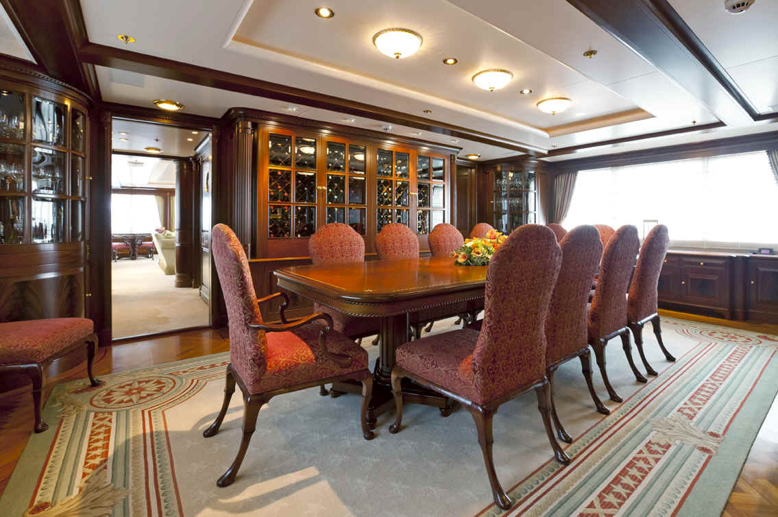 [MOTOR-YACHT-PARAFFIN]-825-2.jpg