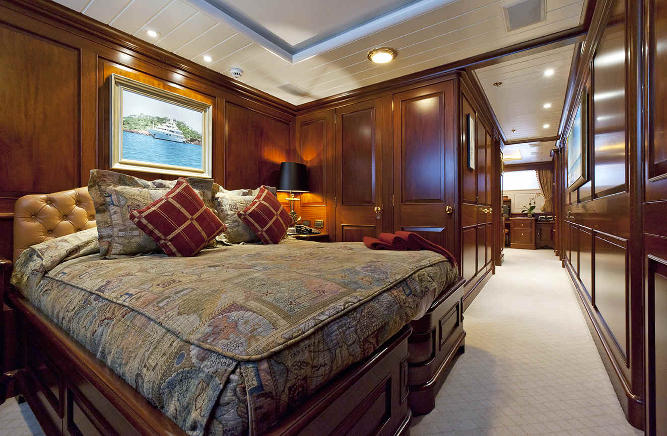 [MOTOR-YACHT-PARAFFIN]-825-7.jpg