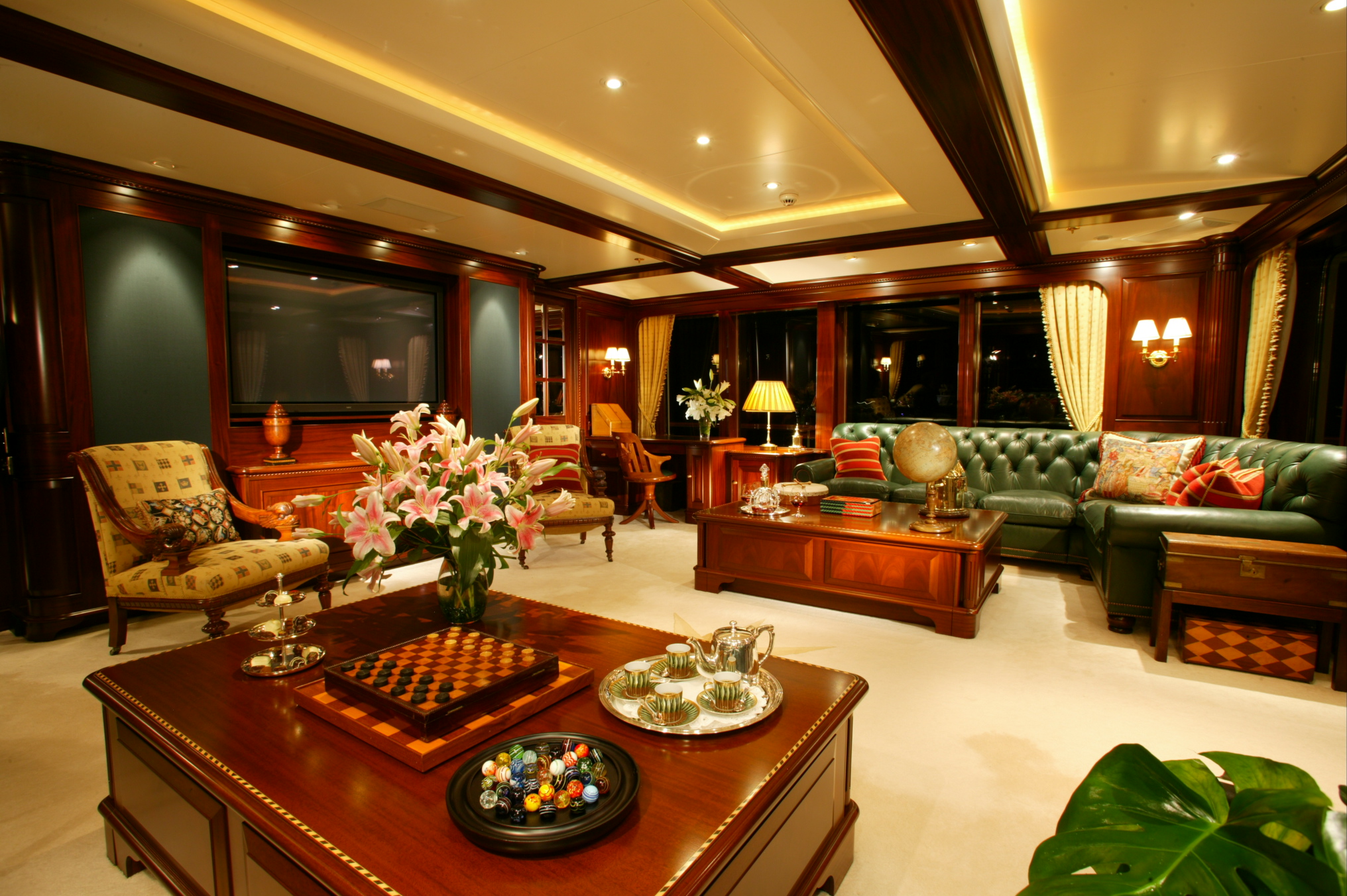 [MOTOR-YACHT-PARAFFIN]-825-8.jpg