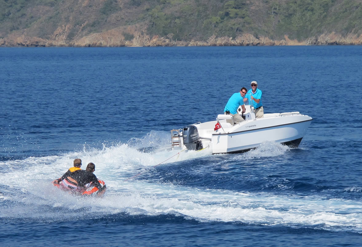 [MOTOR-YACHT-QUARANTA]-8059-11.jpg