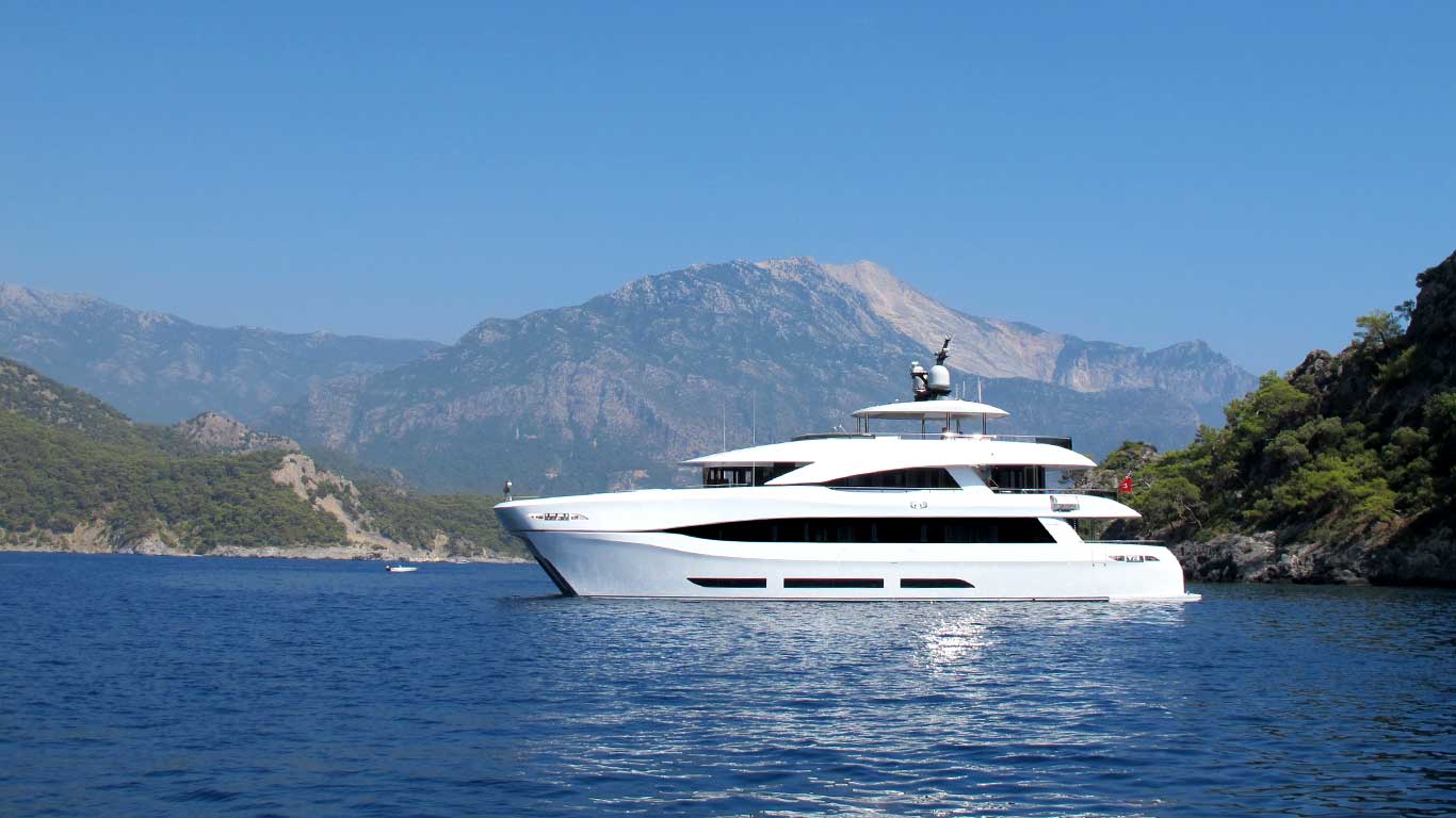 [MOTOR-YACHT-QUARANTA]-8059-7.jpg