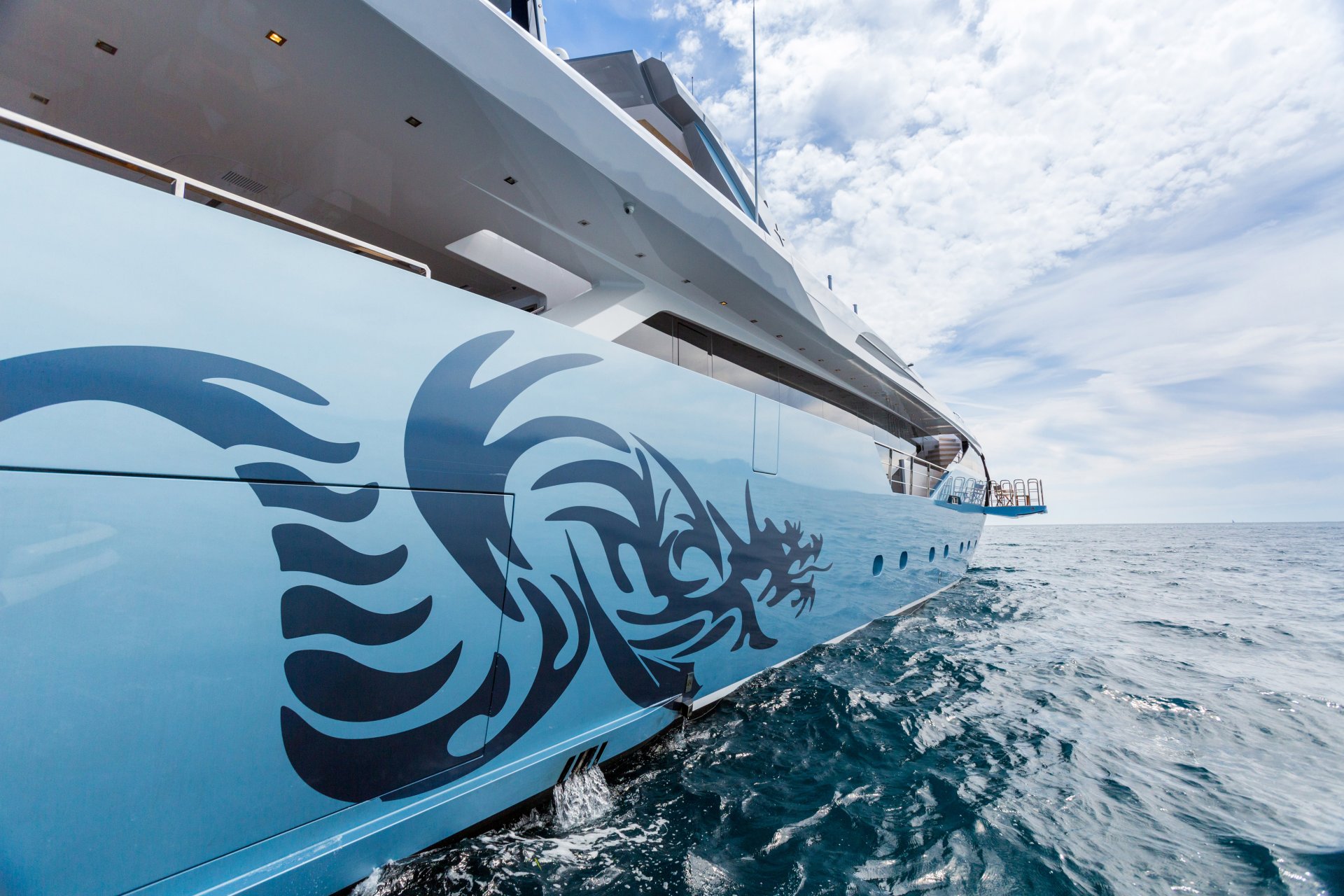 [MOTOR-YACHT-REGALE--WJ]-8437-4.jpg