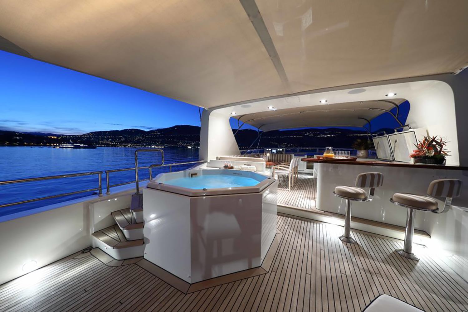 [MOTOR-YACHT-SOFIA-II]-8123-14.jpg
