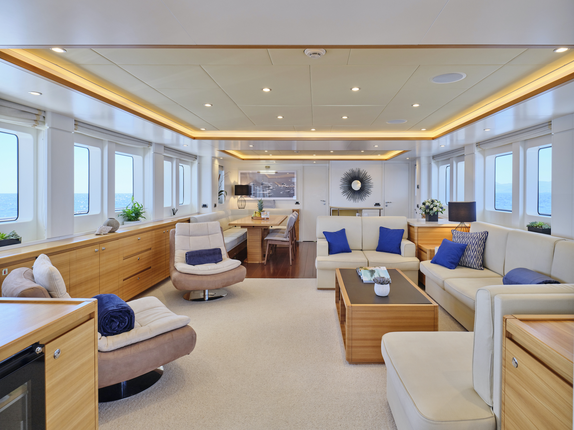 [MOTOR-YACHT-STELLA-DI-MARE]-8281-10.jpg
