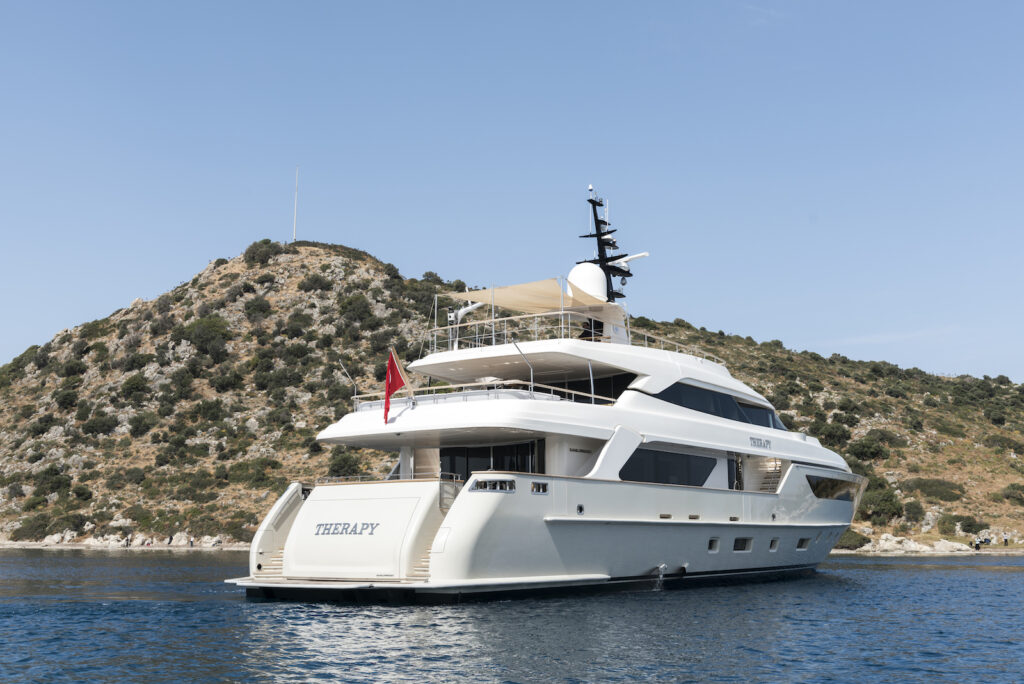 [MOTOR-YACHT-THERAPY]-8597-2.jpg