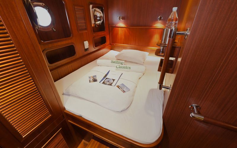 [SAILING-YACHT-CHRONOS]-8024-26.jpg