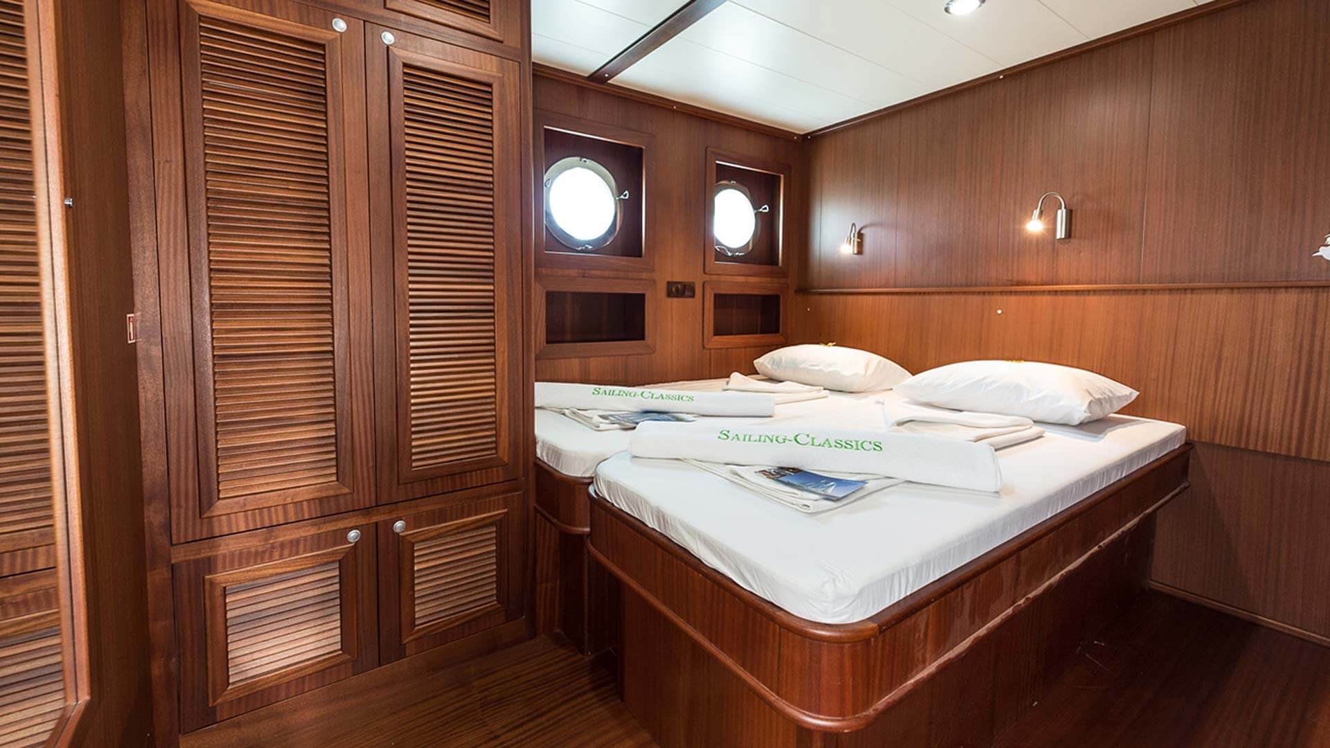 [SAILING-YACHT-CHRONOS]-8024-27.jpg