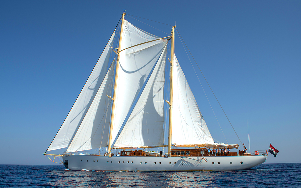 [SAILING-YACHT-CHRONOS]-8024-4.jpg