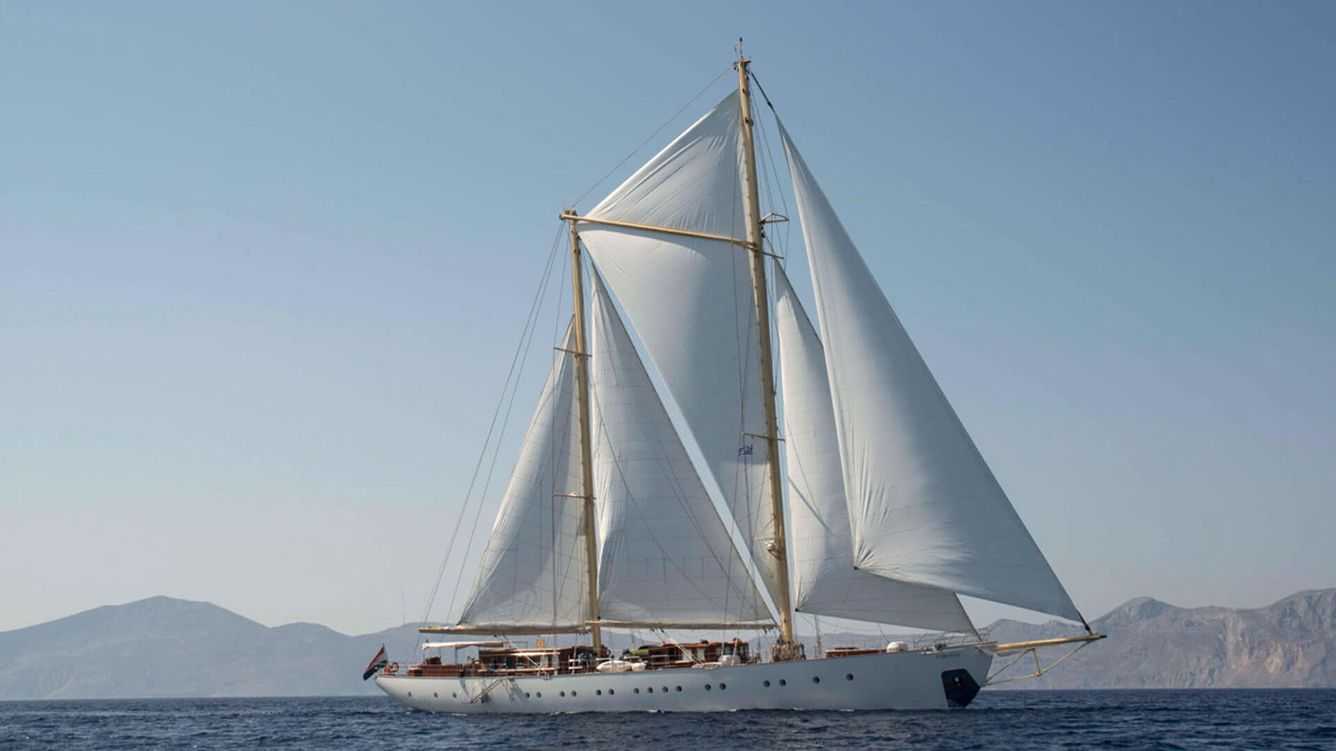 [SAILING-YACHT-CHRONOS]-8024-9.jpg