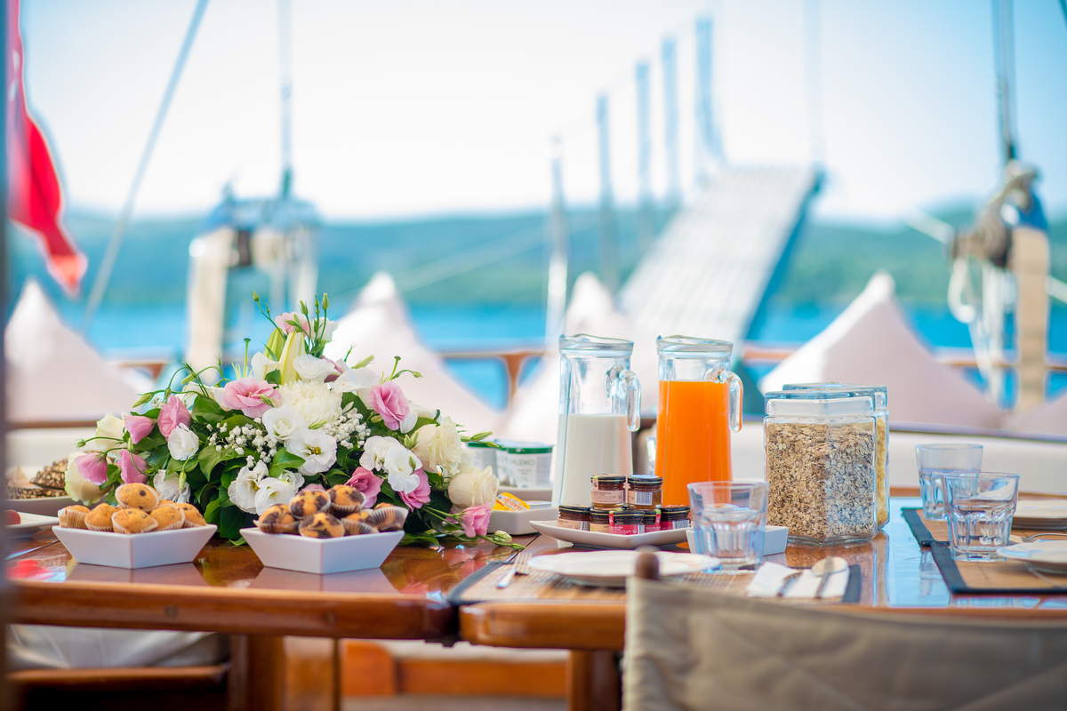 15 dining al fresco .jpg