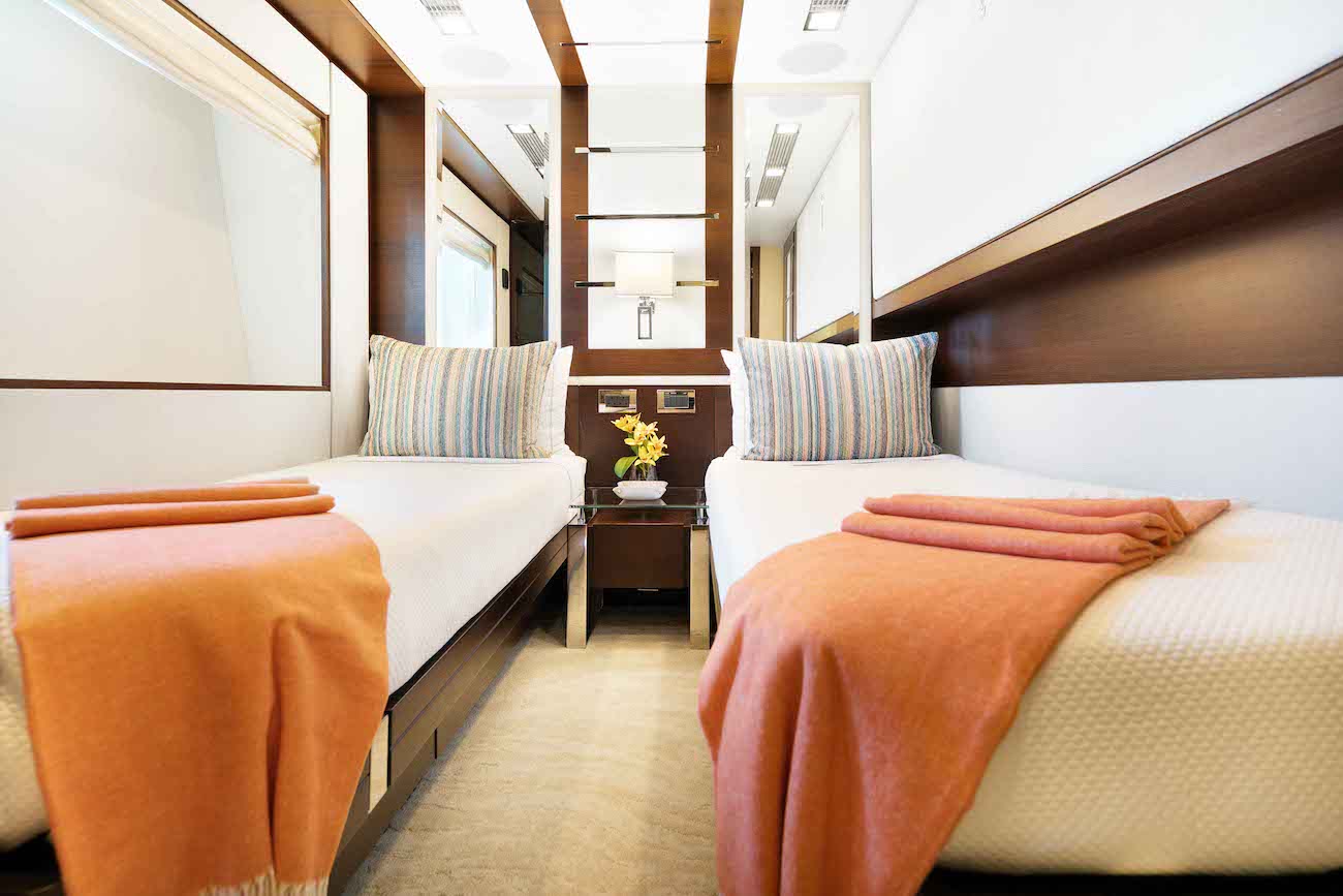 21 Starboard Twin with Pullman (Converts to Queen).jpg