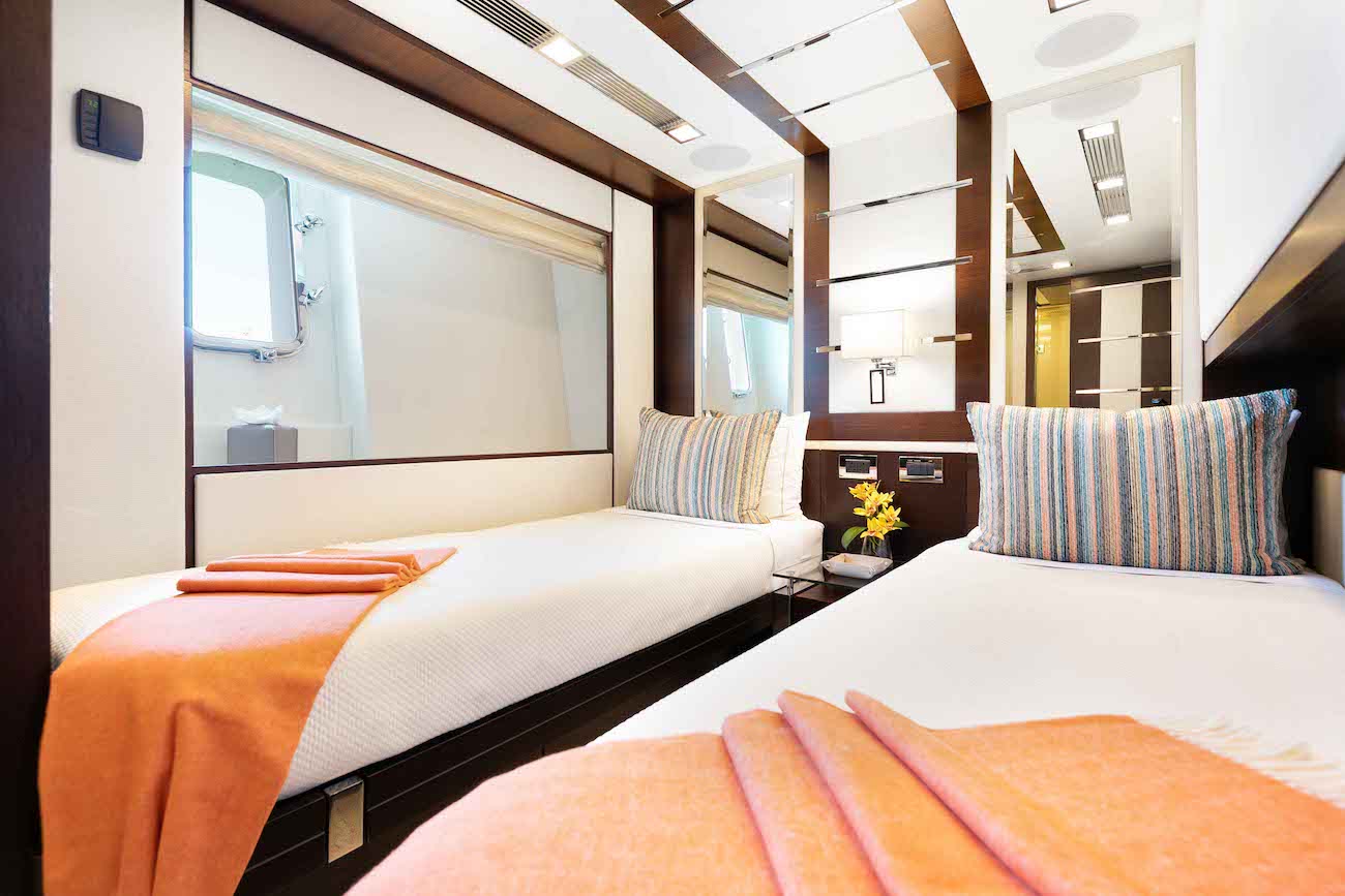 22 Starboard Twin with Pullman (Converts to Queen).jpg