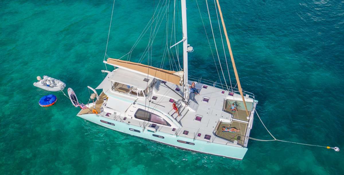 3843brochure14.jpg