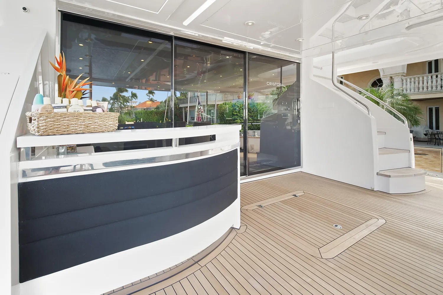 Aft deck bar.jpg