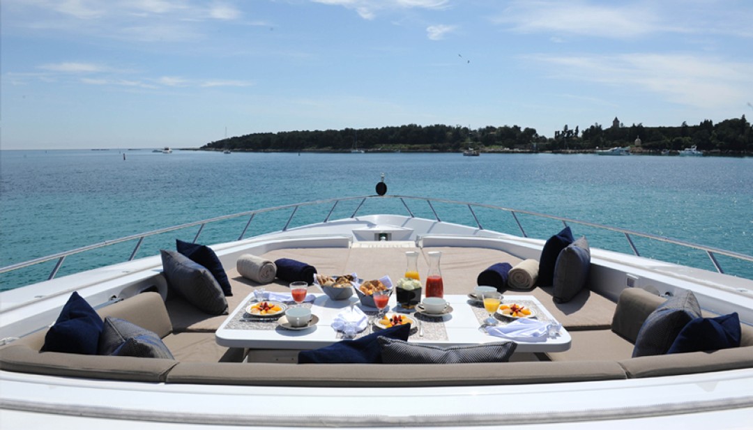 Alfresco dining area 00004.jpg