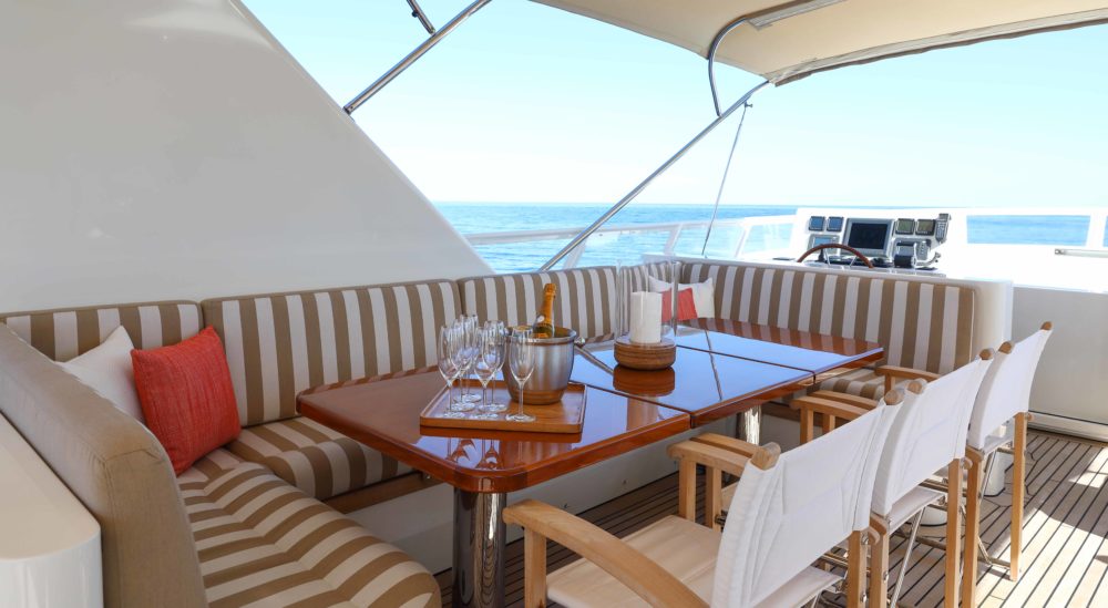 Alfresco dining area 00005.jpg