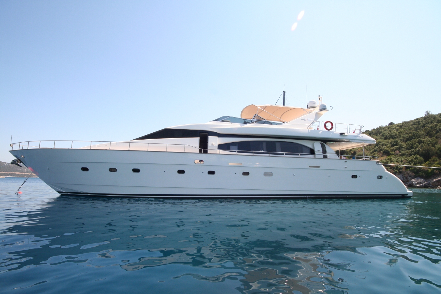 Azimut 85 - sistership 2.jpg
