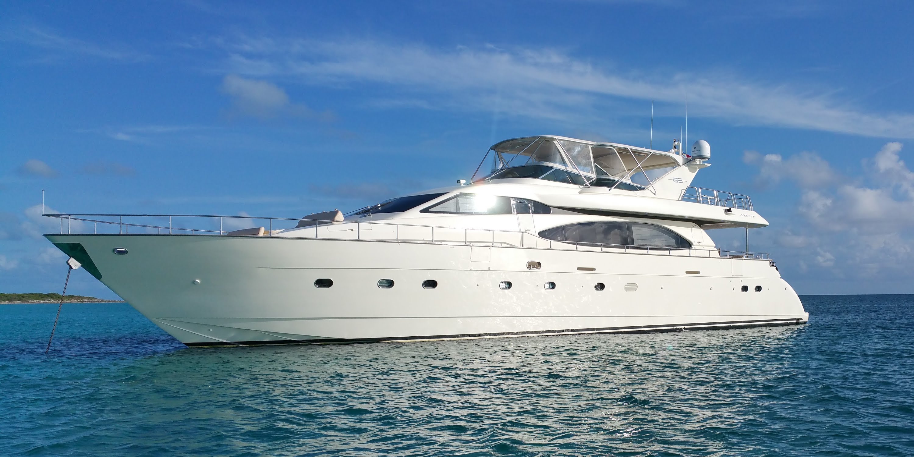 Azimut 85 - sistership 6.jpg