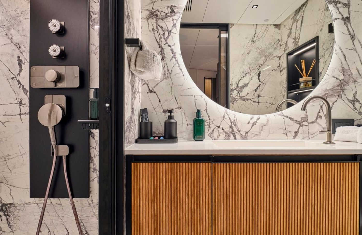 Bathroom Area.jpg