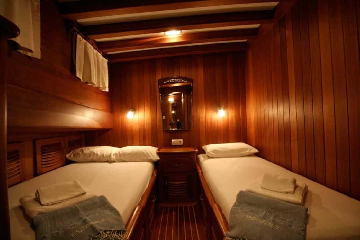 Cabin With Double Bed 02.jpg