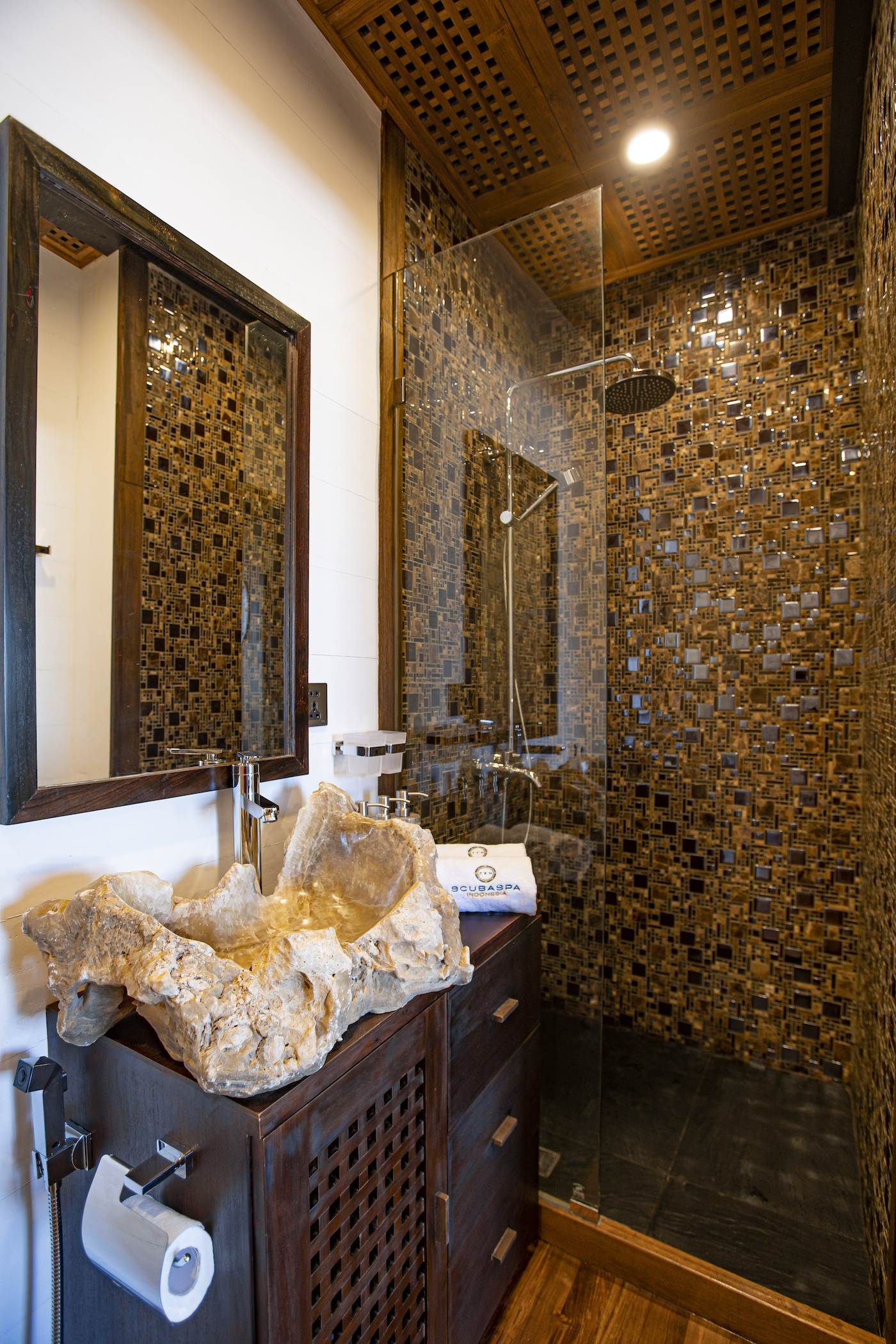 Cowrie Bathroom.jpg