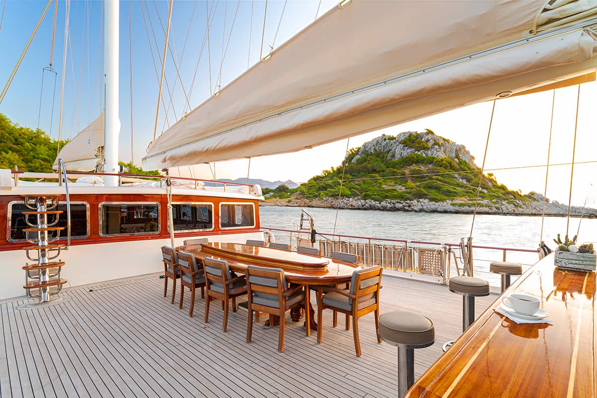 Dining area 1.jpg