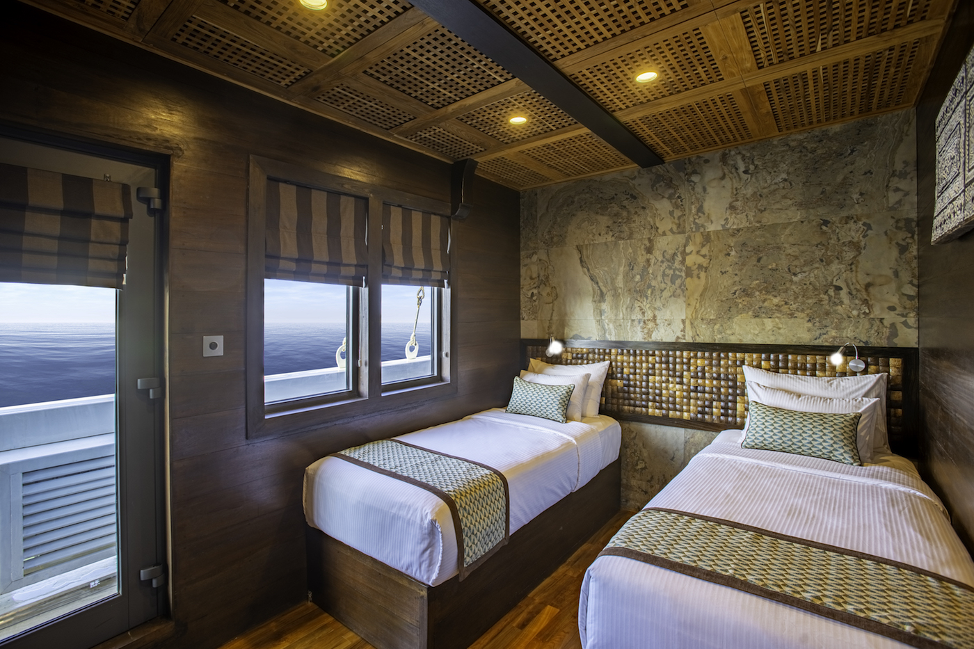 Dolphin Suite in Twin set up.jpg