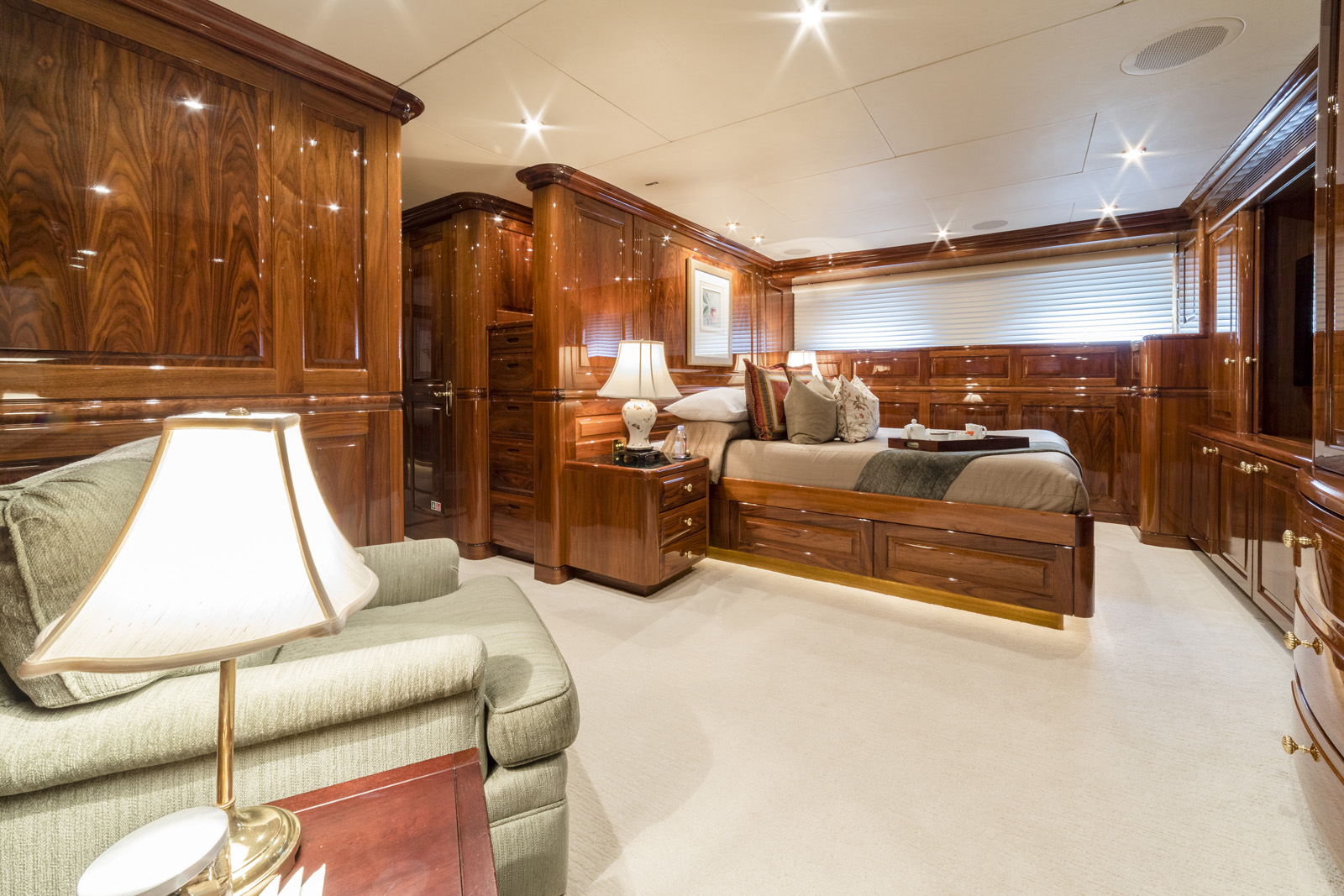 Double guest cabin 00006.jpg