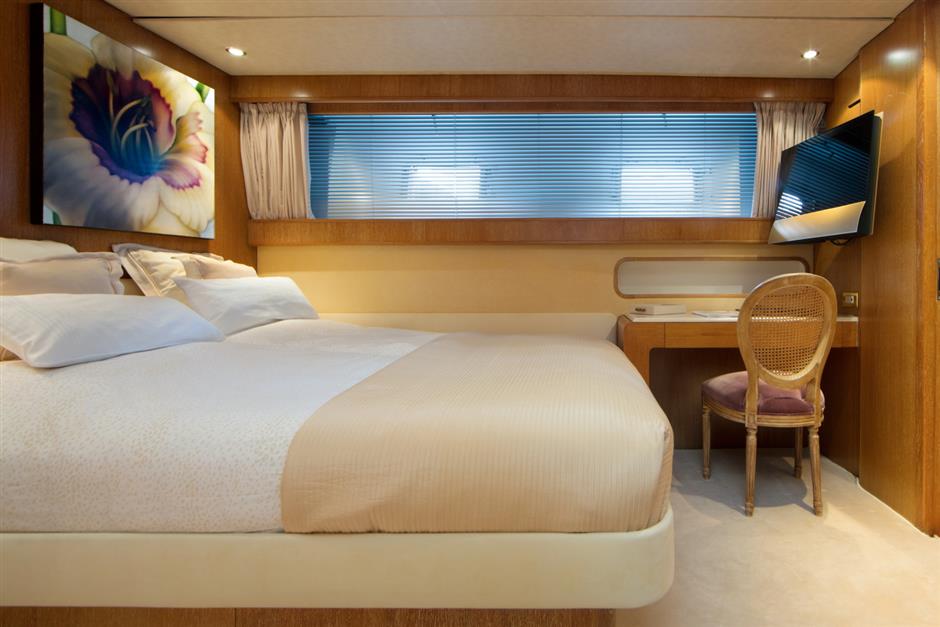 Double guest cabin 00008.jpg