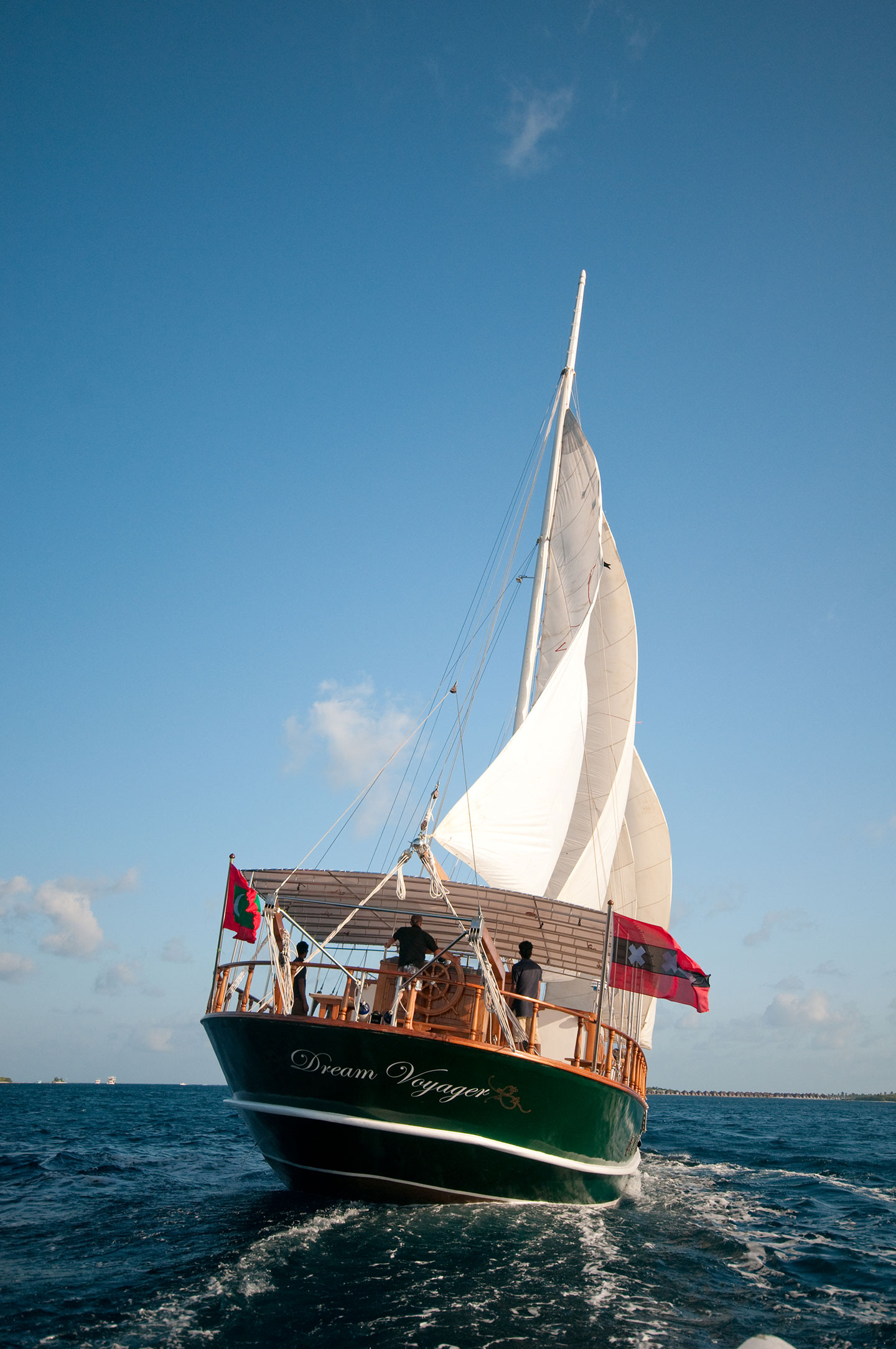 Dream-Voyager sailing.jpg