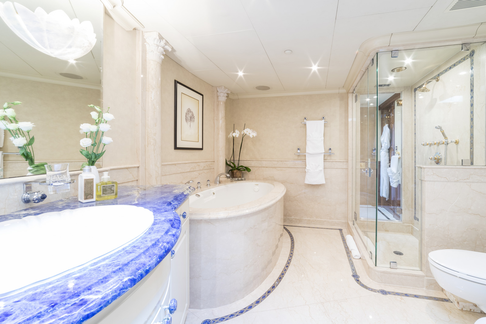 Ensuite  00004.jpg