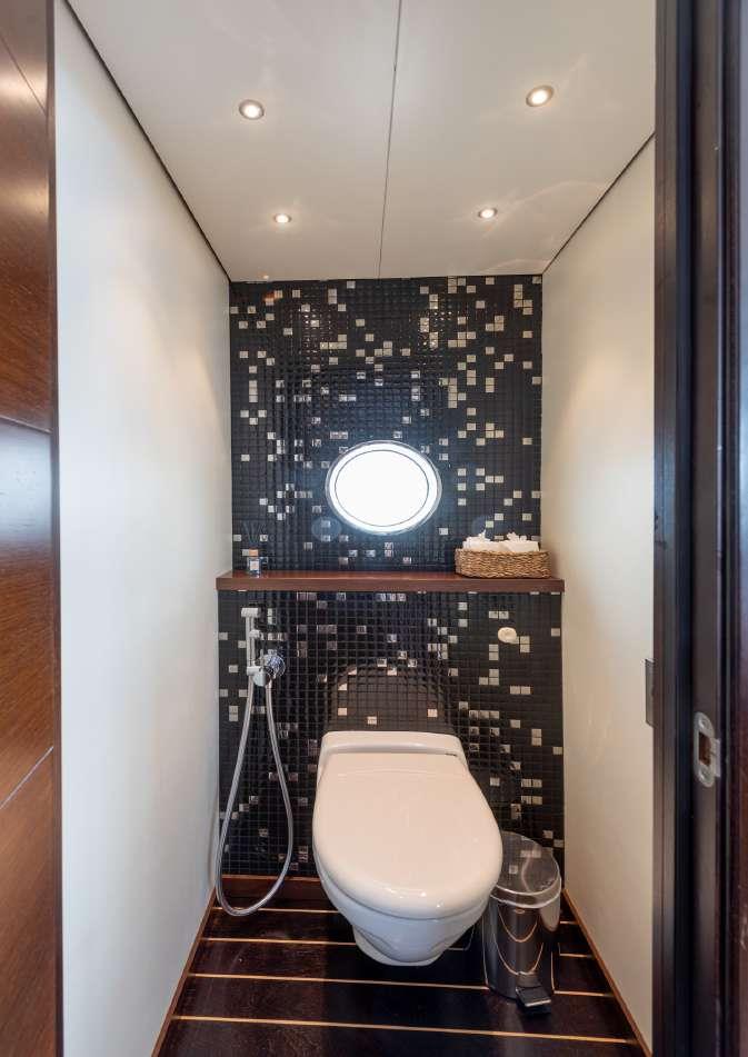 Ensuite 4.jpg