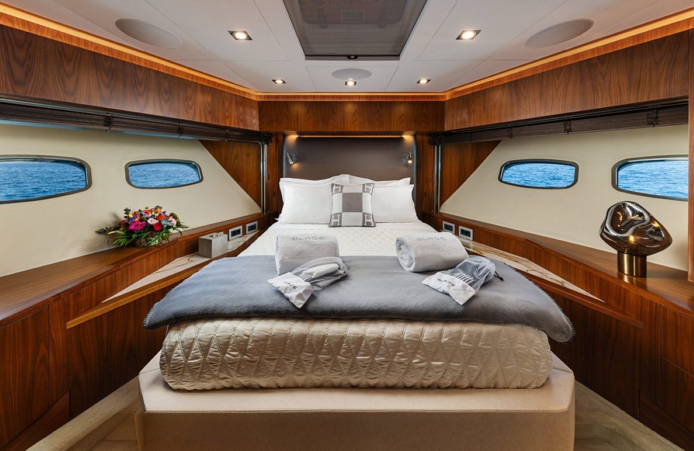 Guest Suite 001.jpg
