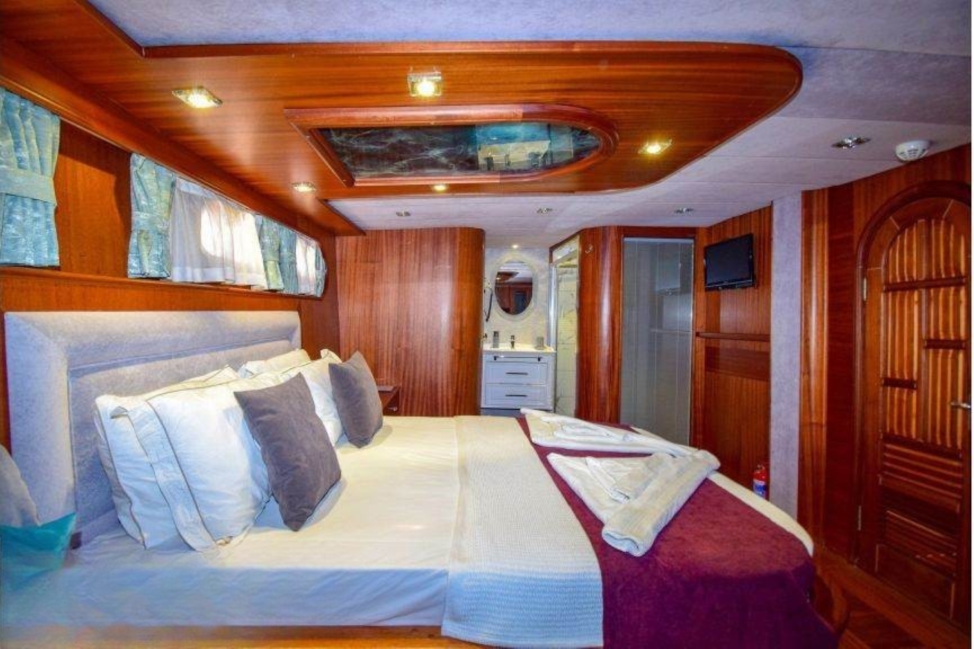 Guest Suite12.jpg