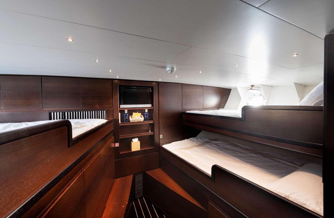 Guest cabin 7.jpg