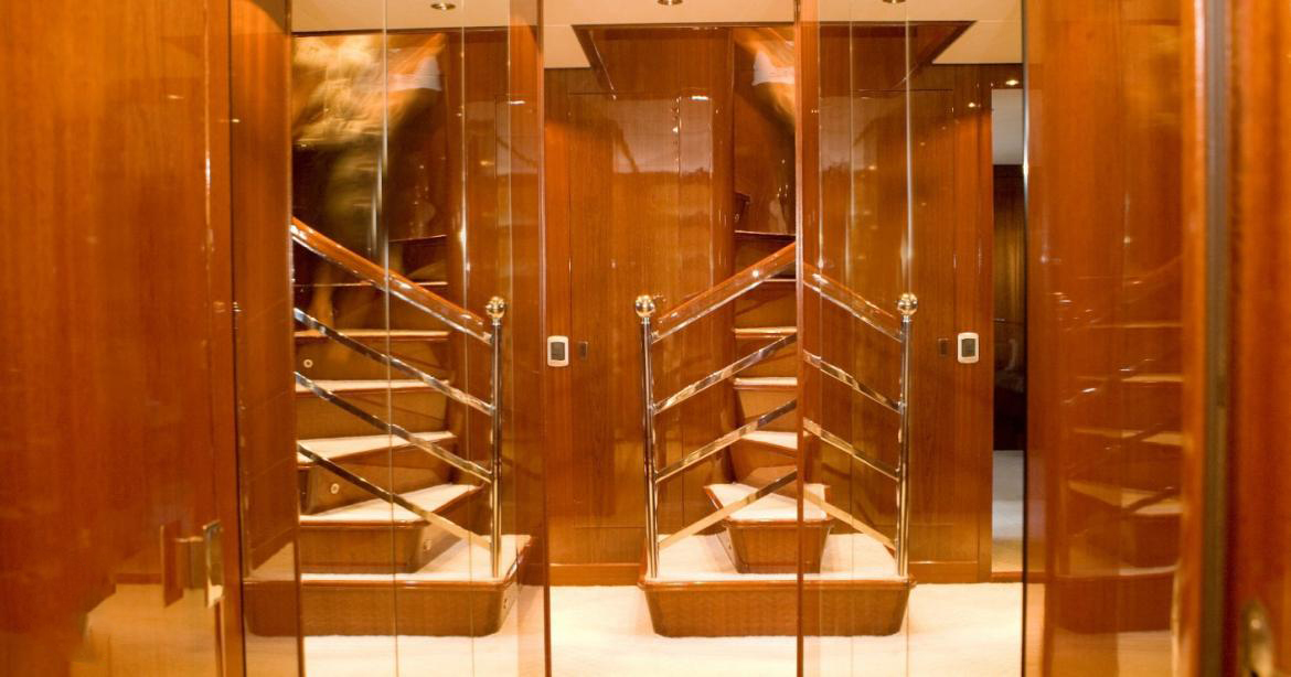 Interior 00002.jpg