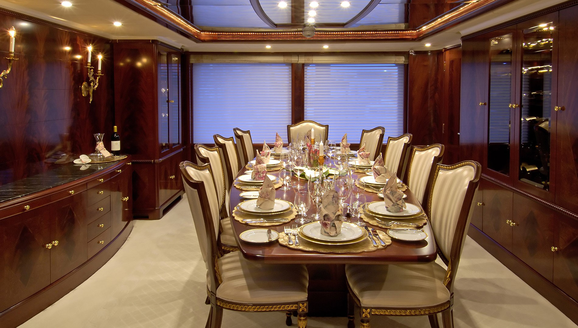 Interior 00011.jpg