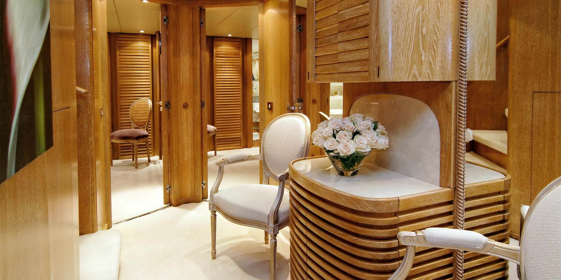 Interiors 00005.jpg