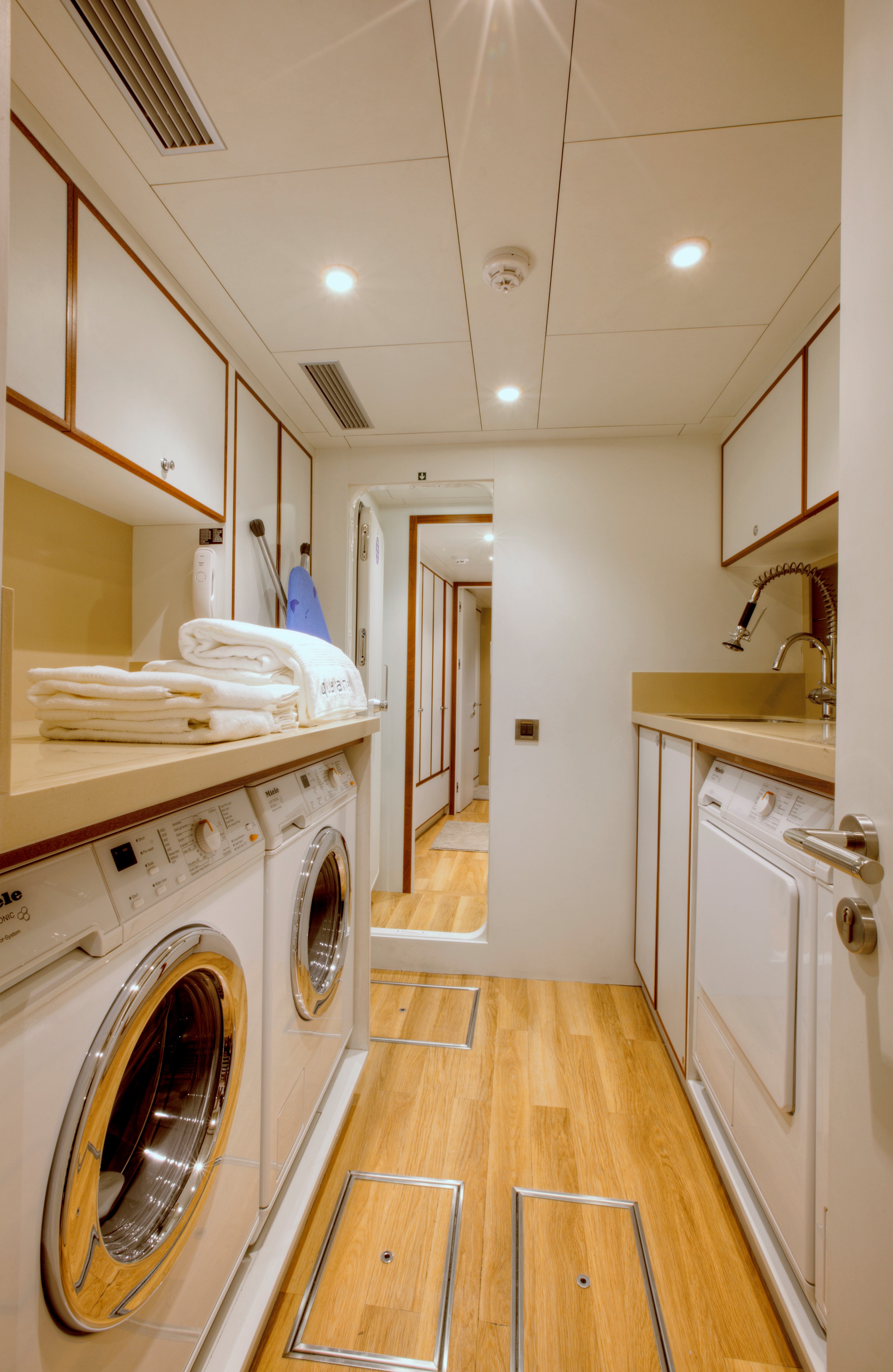 Laundry (portrait) (2).jpg