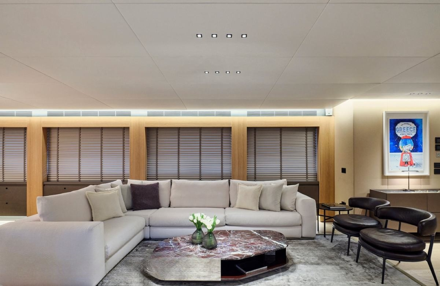 Main Salon 01.jpg