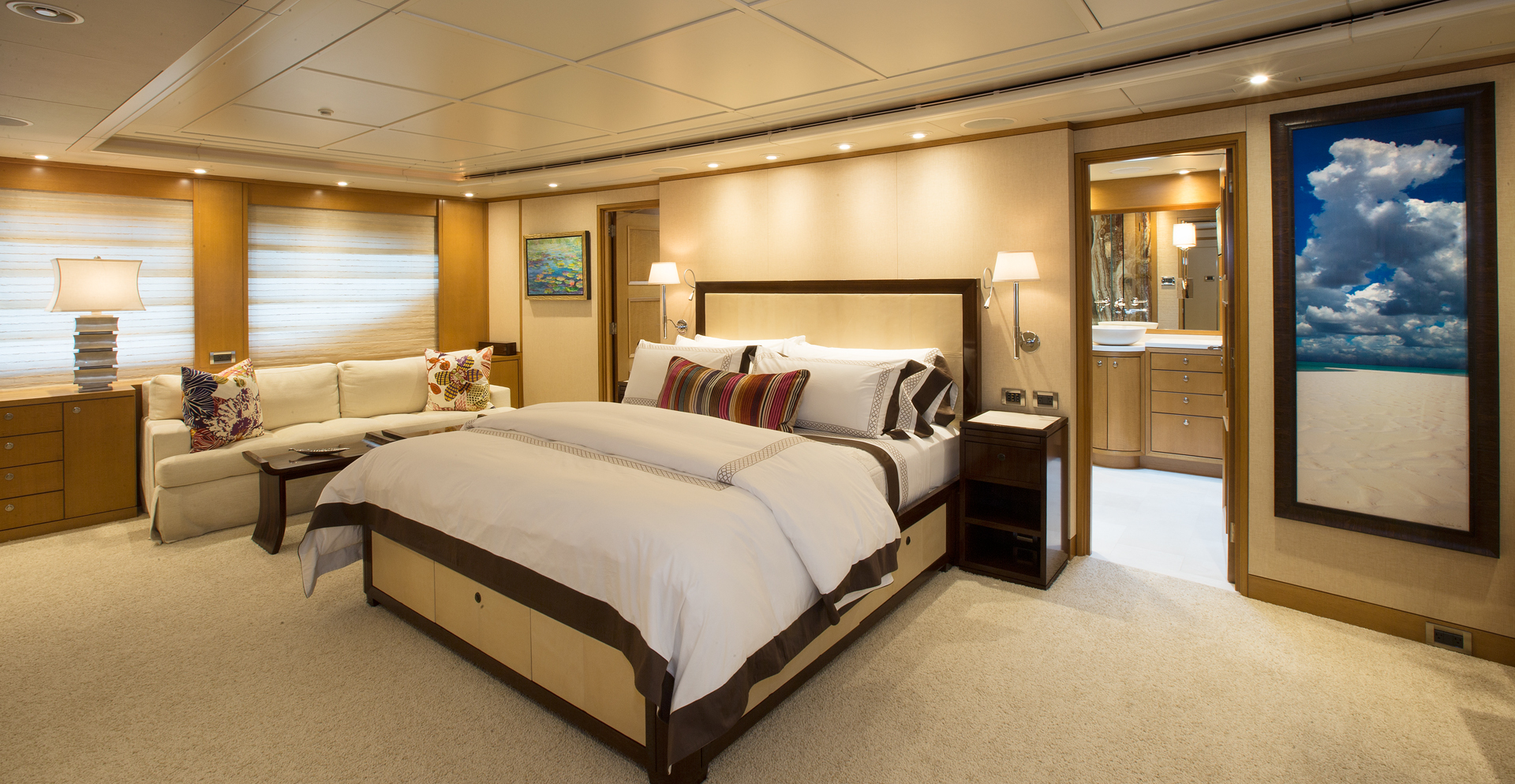 Master stateroom  00004.jpg