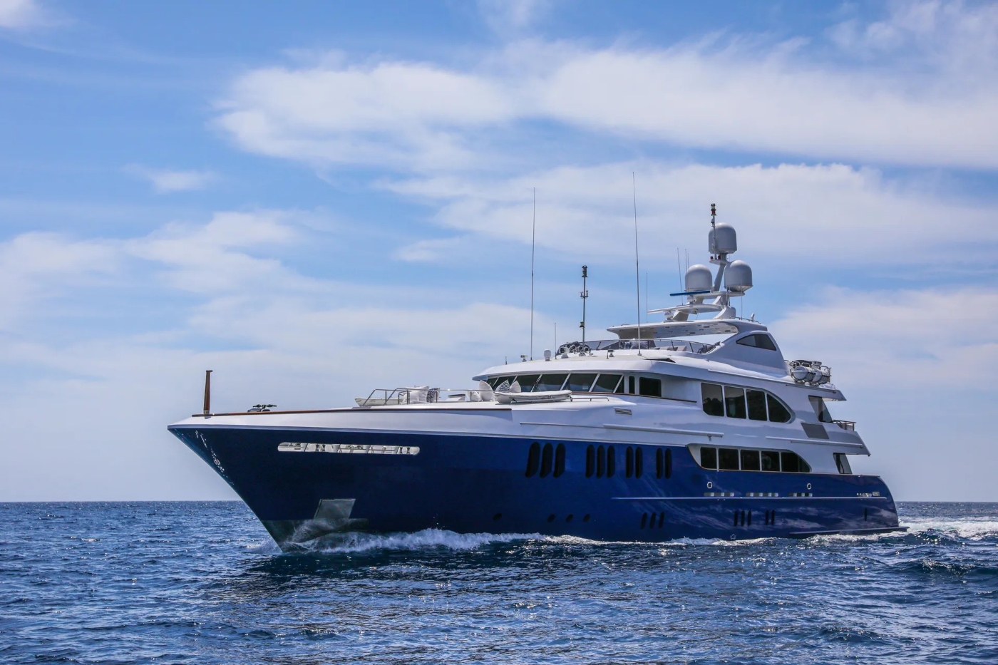Motor Yacht DIRT POOR.jpg
