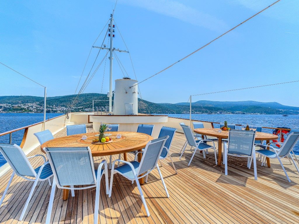 On deck facilities 1.jpg