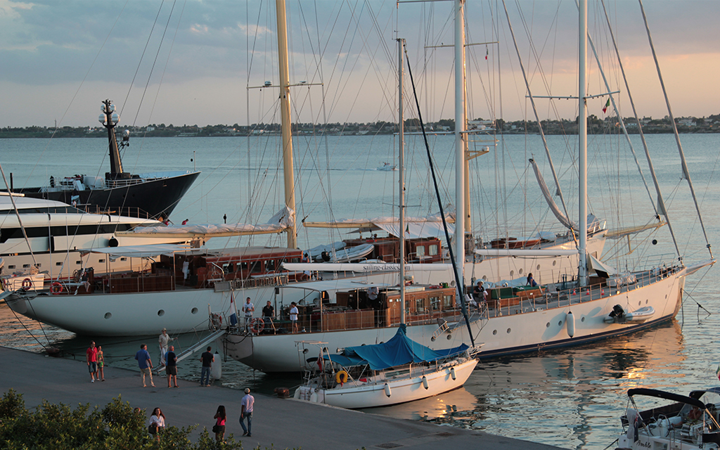 Sailing  00004.jpg