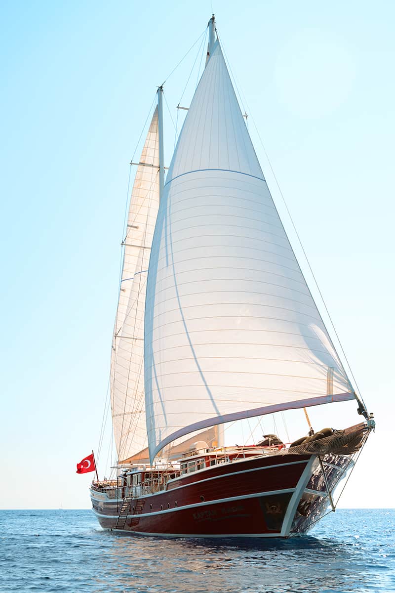 Sailing 3.jpg