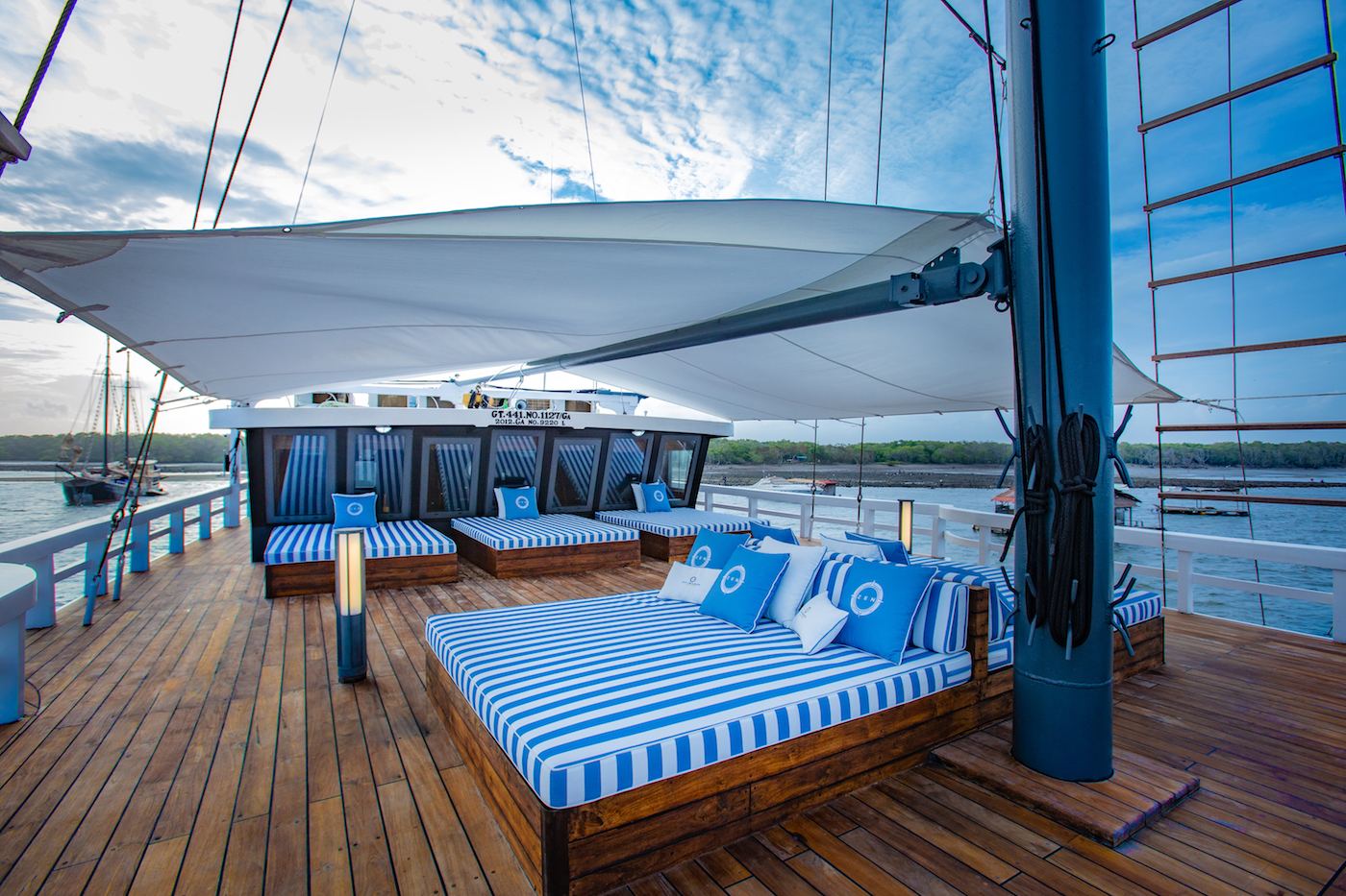 Sun bed area.jpg
