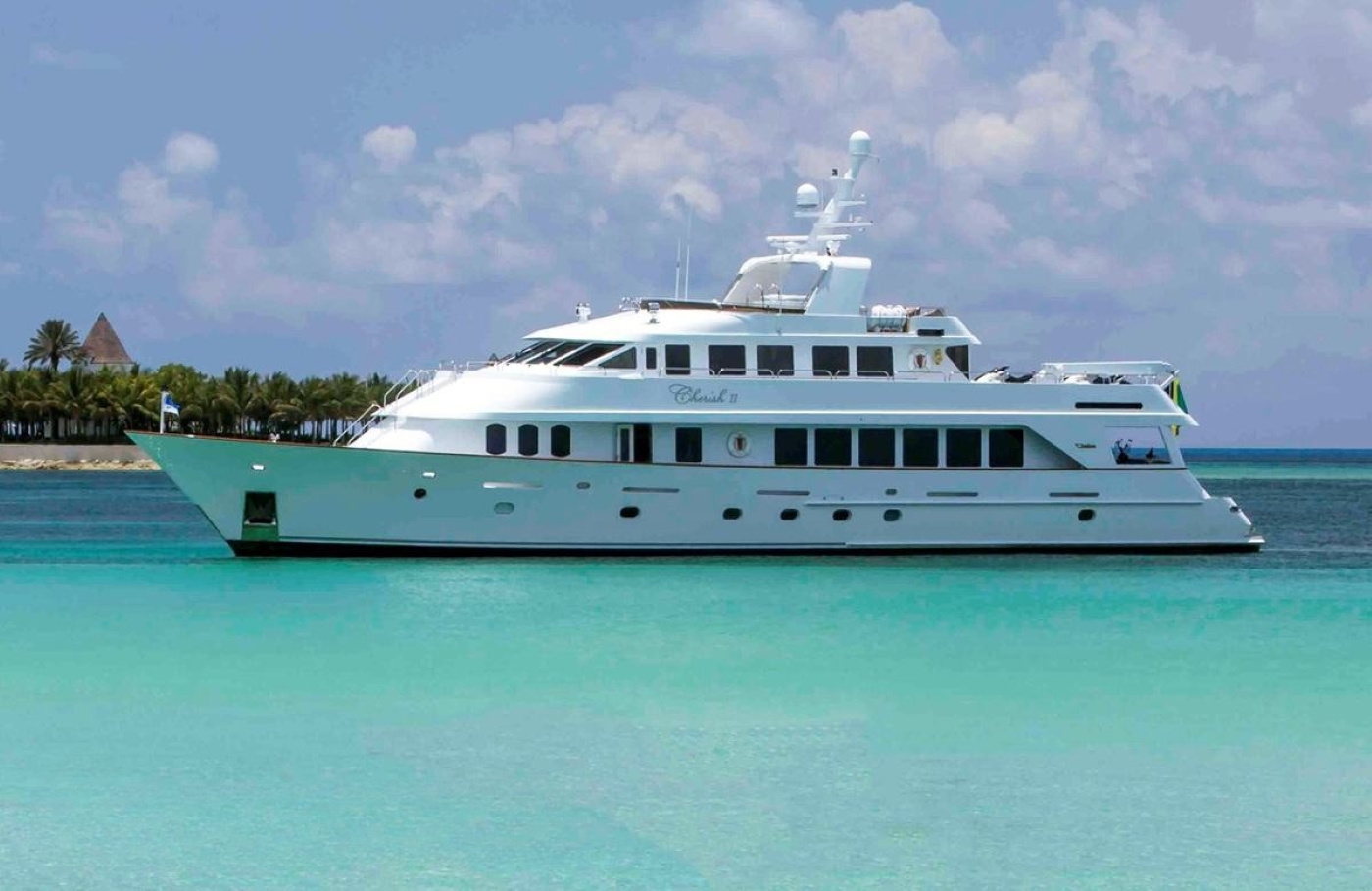 Superyacht CHANSON.jpg