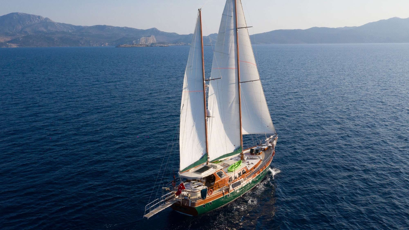 Superyacht LADY FREYA.jpg