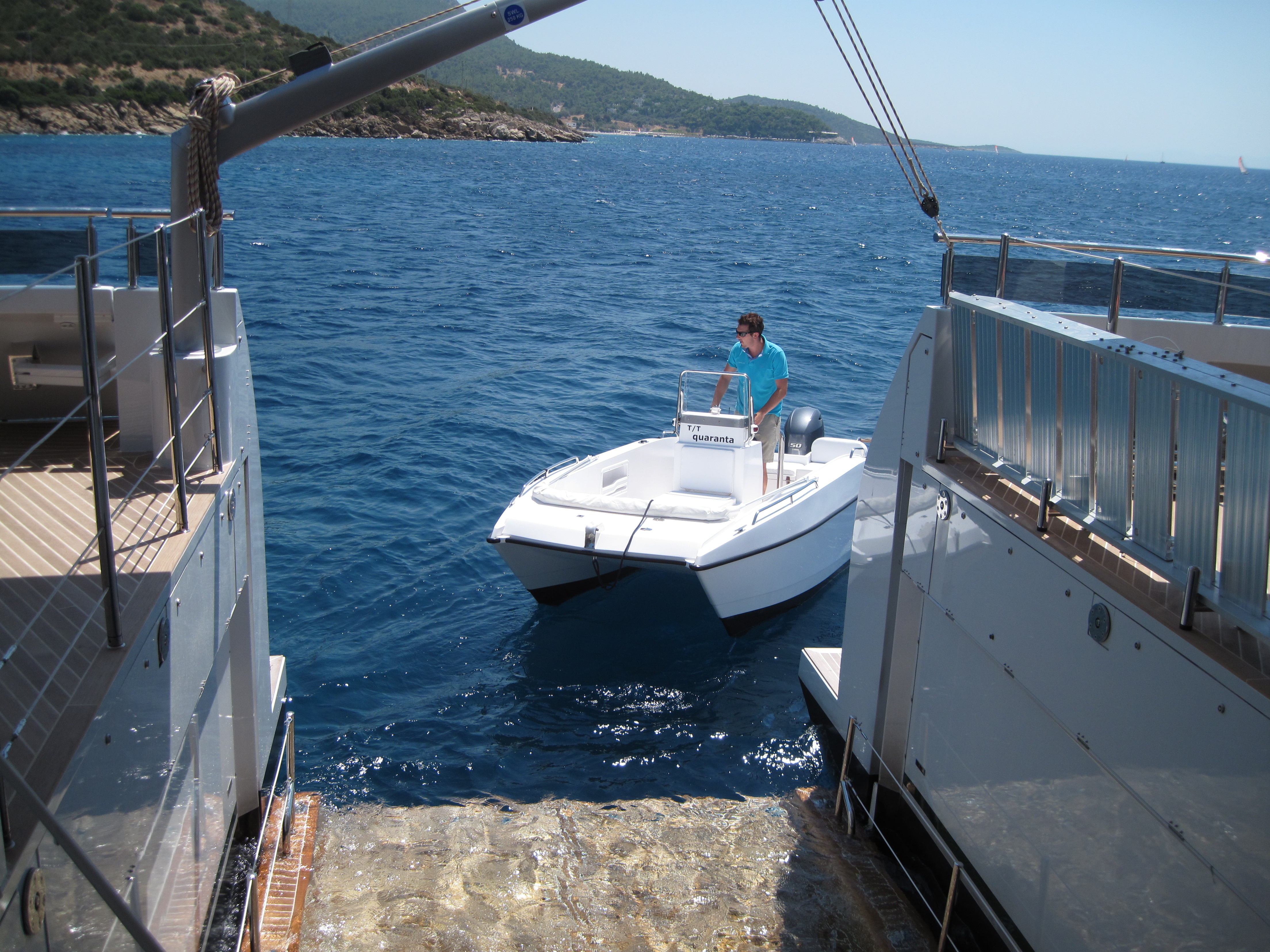 Tender lift platform (1).jpg