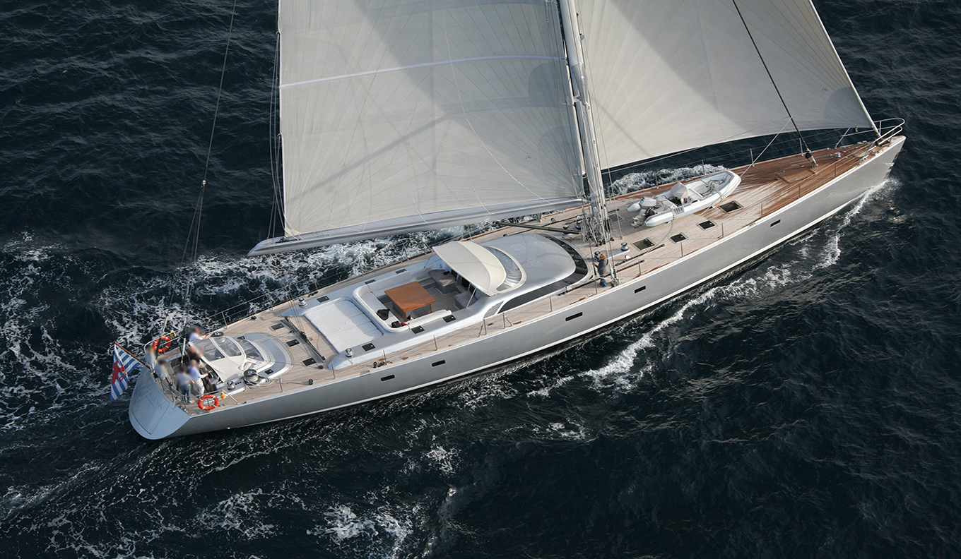 Yacht ATTIMO.jpg